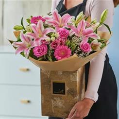 Pretty Pink Rose &amp; Lily Bouquet