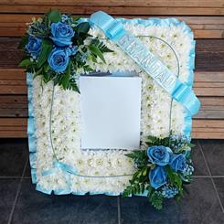 Photo Frame Blue Wreath