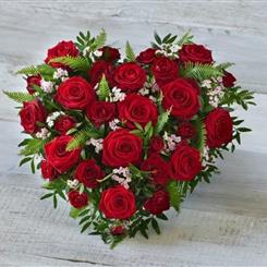 Gorgeouse Red Rose Heart